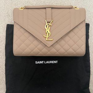 YSL ENVELOPE MEDIUM CHAIN BAG